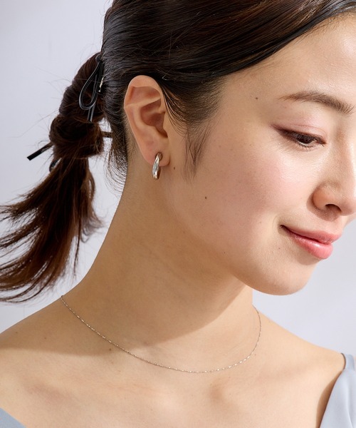 CALIN STANDARD(カリンスタンダード)の「◆金属アレルギー対応◆◆made in japan◆【痛くない】【落ちにくい】【ストレスフリーな着け心地】ダブルライン グランループフィットイヤリング(イヤリング・レディース・ゴールド/シルバー・FREE)」の12枚目の写真
