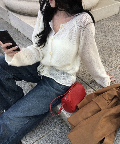 FAVORITO(ファヴォリート)の「ドローストリングシングルブレストニットトップス(カーディガン/ボレロ・レディース・グレー/イエロー/ベージュ・F)」の14枚目の写真