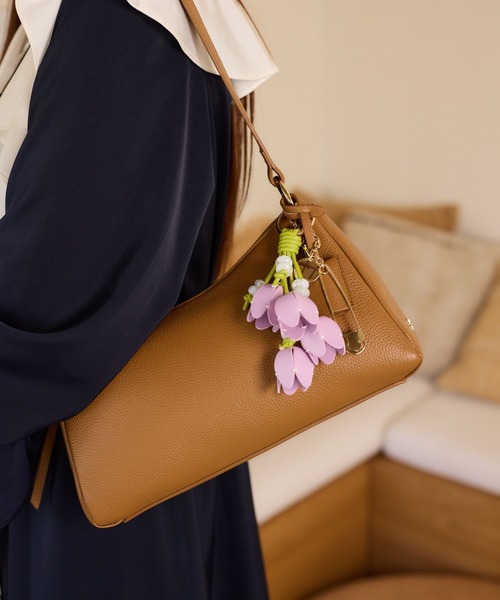 mysty woman（ミスティウーマン）の「チューリップチャーム 670139（チャーム・レディース・レッド/パープル・FREE）」の2枚目の写真