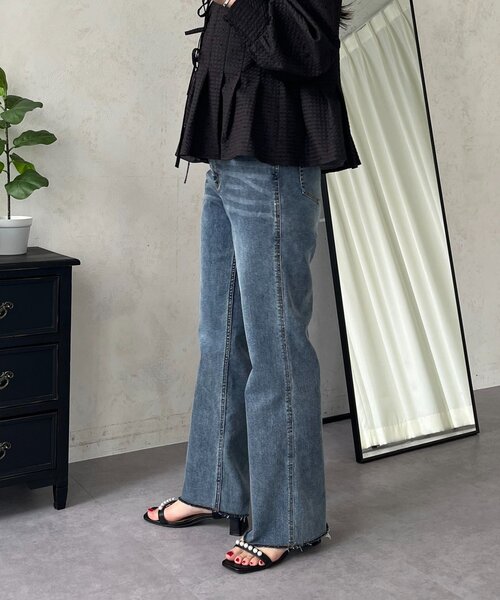 prose verse(プロズヴェール)の「ストレッチスリムストレートデニム(デニムパンツ・レディース・ブルー・PM/LARGE/MEDIUM/PL)」の9枚目の写真
