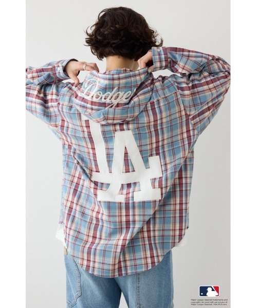 RODEO CROWNS WIDE BOWL（ロデオクラウンズワイドボウル）の「(MLB)フードチェックシャツ（シャツ/ブラウス・レディース・ブラック系その他/ブラウン系その他/ブルー系その他・FREE）」の21枚目の写真