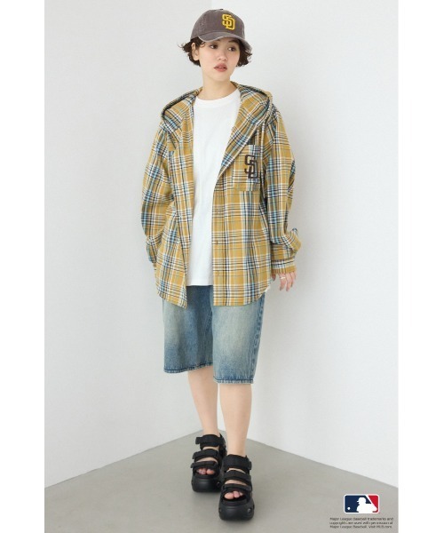 RODEO CROWNS WIDE BOWL（ロデオクラウンズワイドボウル）の「(MLB)フードチェックシャツ（シャツ/ブラウス・レディース・ブラック系その他/ブラウン系その他/ブルー系その他・FREE）」の14枚目の写真