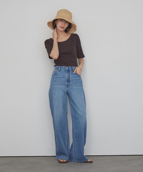 green label relaxing(グリーンレーベルリラクシング)の「カップデザインネックTシャツ / カップインナー(Tシャツ/カットソー・レディース・ブラック/ダークブラウン/オフホワイト・S/M)」の6枚目の写真