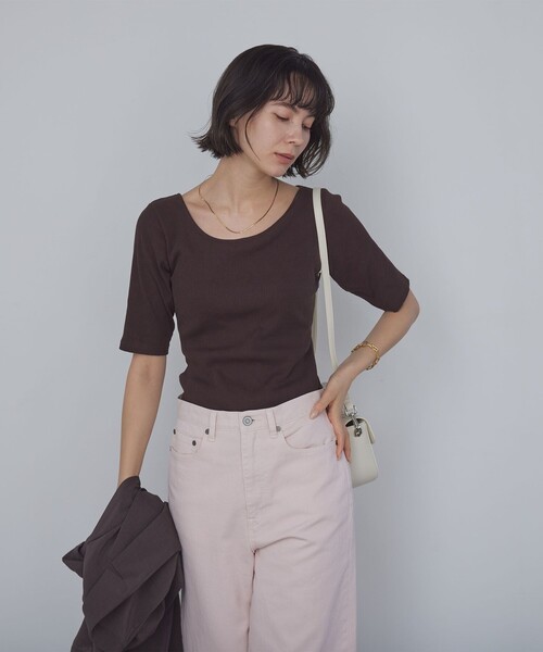 green label relaxing(グリーンレーベルリラクシング)の「カップデザインネックTシャツ / カップインナー(Tシャツ/カットソー・レディース・ブラック/ダークブラウン/オフホワイト・S/M)」の12枚目の写真