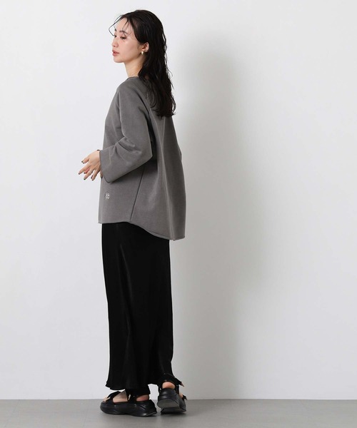 Gready Brilliant（グレディブリリアン）の「ピグメントボートネックカットソー（Tシャツ/カットソー・レディース・ベージュ/チャコールグレー・38）」の4枚目の写真