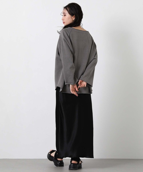 Gready Brilliant（グレディブリリアン）の「ピグメントボートネックカットソー（Tシャツ/カットソー・レディース・ベージュ/チャコールグレー・38）」の5枚目の写真