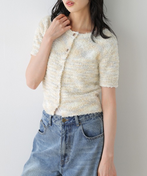 La-gemme(ラジェム)の「2WAYショートニットカーディガン(カーディガン/ボレロ・レディース・アイボリー/ブラック/アイボリー系/グレー・フリー)」の4枚目の写真