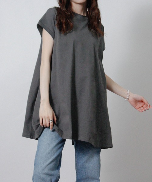 NYLAUS（ナイラス）の「【SG】接触冷感 フレアチュニック ノースリーブ（Tシャツ/カットソー・レディース・ブルー/オフホワイト/チャコール/ブラック/グレイッシュベージュ・M）」の11枚目の写真