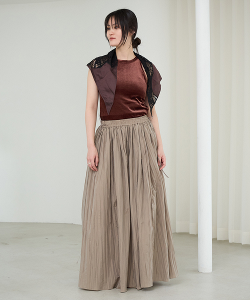 IENA LA BOUCLE（イエナラブークル）の「IENA LA BOUCLE ライトタフタプリーツスカート（スカート・レディース・ベージュ/ブラック・38/36）」の6枚目の写真