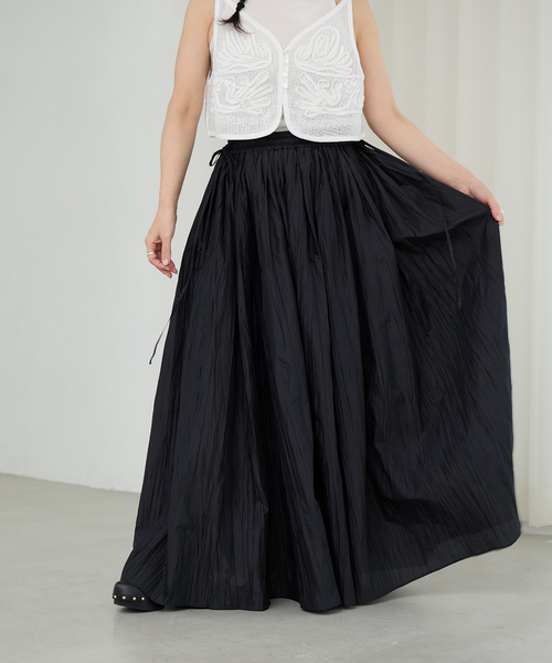 IENA LA BOUCLE（イエナラブークル）の「IENA LA BOUCLE ライトタフタプリーツスカート（スカート・レディース・ベージュ/ブラック・38/36）」の8枚目の写真