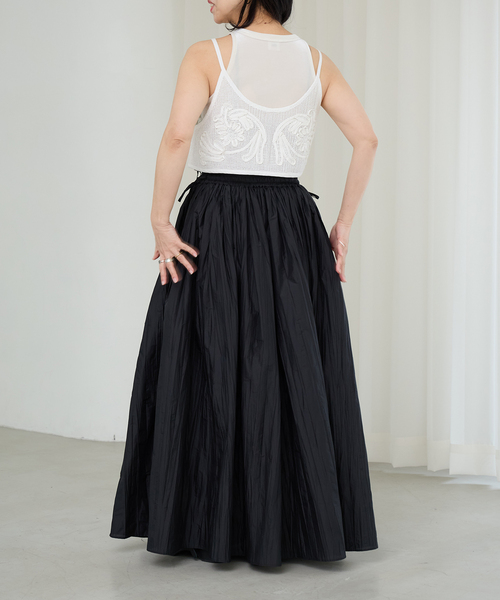 IENA LA BOUCLE（イエナラブークル）の「IENA LA BOUCLE ライトタフタプリーツスカート（スカート・レディース・ベージュ/ブラック・38/36）」の16枚目の写真