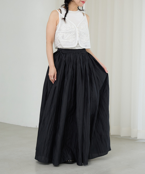 IENA LA BOUCLE（イエナラブークル）の「IENA LA BOUCLE ライトタフタプリーツスカート（スカート・レディース・ベージュ/ブラック・38/36）」の17枚目の写真