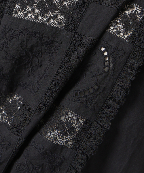 crinkle crinkle crinkle（クリンクルクリンクルクリンクル）の「crinkle crinkle crinkle SLOBE別注 front tapestry 2way blouse 【手洗い可能】（シャツ/ブラウス・レディース・ブラック/ホワイト・FREE）」の6枚目の写真