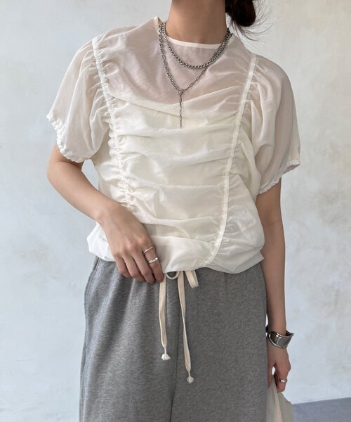 DouDou(ドゥドゥ)の「【WEB限定】キュプラ混シャーリングブラウス(シャツ/ブラウス・レディース・ネイビー/オフホワイト/ブラック・FREE)」の11枚目の写真