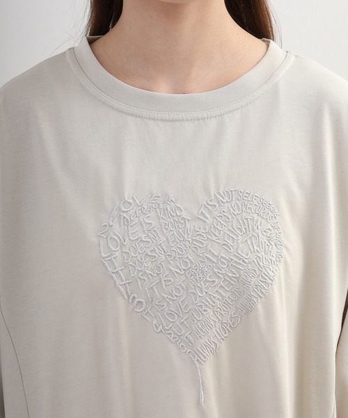 EGLANTINE(エグランティーヌ)の「EGLANTINE 英字ハート刺繍5分袖カットソー(Tシャツ/カットソー・レディース・サンドベージュ/オフホワイト/ブラック/ブラック×ホワイト・38)」の14枚目の写真