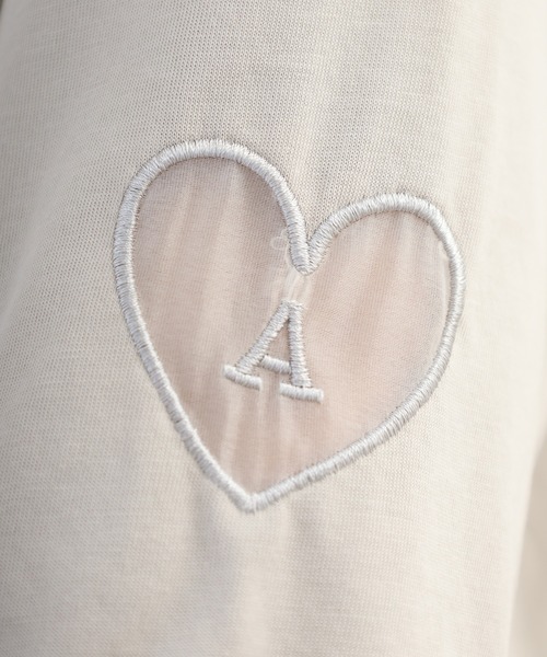 EGLANTINE(エグランティーヌ)の「EGLANTINE 英字ハート刺繍5分袖カットソー(Tシャツ/カットソー・レディース・サンドベージュ/オフホワイト/ブラック/ブラック×ホワイト・38)」の16枚目の写真