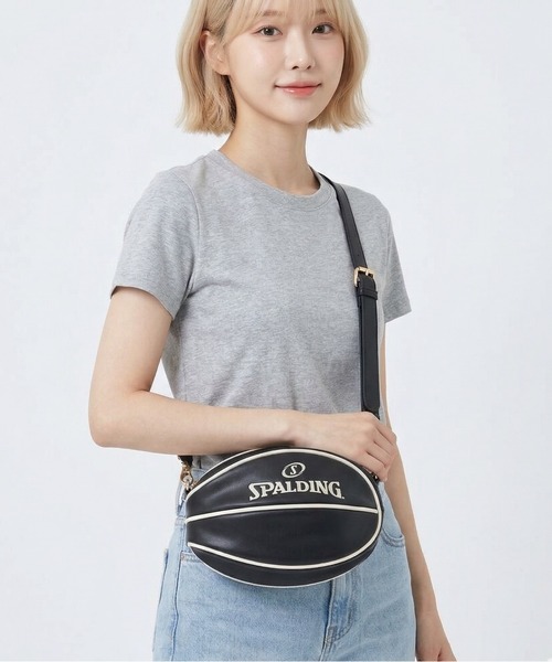 SPALDING(スポルディング)の「【SPALDING/スポルディング】バスケットボールバッグ(ショルダーバッグ・レディース・ブラック・FREE)」の1枚目の写真