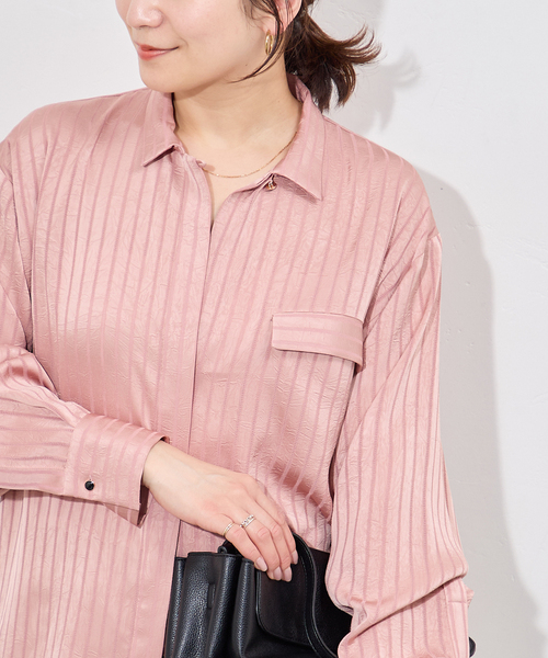JOURNAL STANDARD(ジャーナルスタンダード)の「《追加》【ARCHIVE STANCE/アーカイブスタンス】Satin Stripe Dolman Shirt(シャツ/ブラウス・レディース・ピンク/チャコールグレー・FREE)」の2枚目の写真