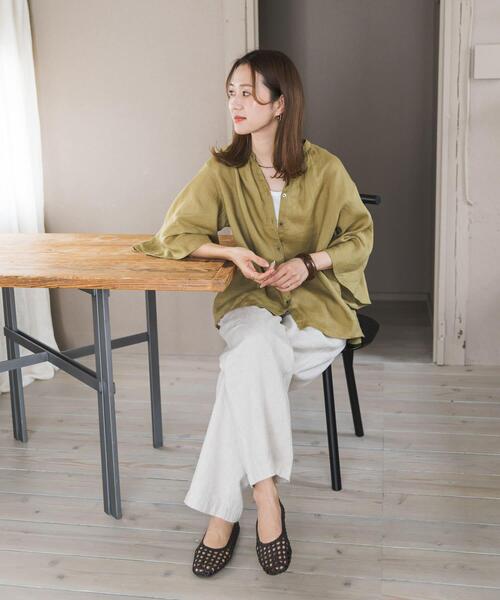 URBAN RESEARCH DOORS（アーバンリサーチドアーズ）の「リネンフレアスリーブブラウス（シャツ/ブラウス・レディース・グリーン系その他/オフホワイト/ブラック・FREE）」の17枚目の写真