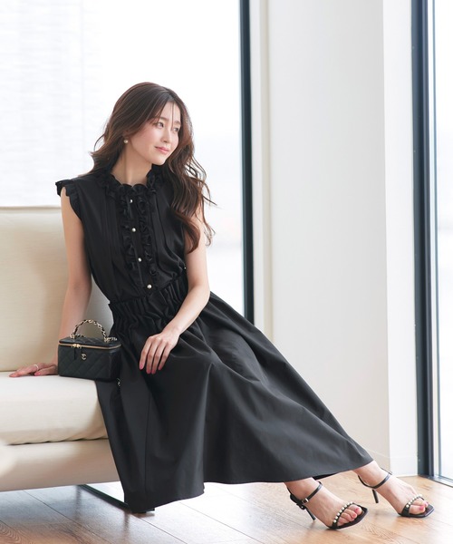 RUIRUE BOUTIQUE(ルイルエブティック)の「洗える ストレッチ | フリルカラー × グログランリボン パール ブラウス | トップス・半袖ブラウス・きれいめブラウス・オフィスカジュアルブラウス・フリルブラウス(シャツ/ブラウス・レディース・ホワイト/ダークグレー/ライトベージュ/ブラック・L/M)」の14枚目の写真
