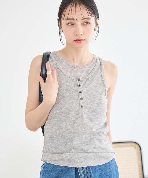 earth music&ecology（アースミュージックアンドエコロジー）の「シアーフライスレイヤードタンクトップ（タンクトップ・レディース・ブラック/ライトブルー/アイボリー/杢グレー・FREE）」の4枚目の写真