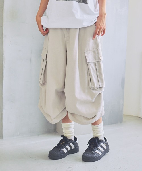 PBLIM(ページボーイリム)の「《UNISEX》アソートハーフカーゴパンツ(カーゴパンツ・レディース・チャコールグレー/グレイッシュベージュ/カモフラージュ・MEDIUM/LARGE)」の1枚目の写真