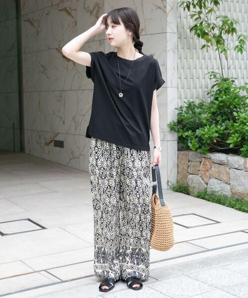 ITEMS URBANRESEARCH(アイテムズ アーバンリサーチ)の「バックタックフレンチプルオーバー(Tシャツ/カットソー・レディース・ホワイト/ボルドー/グレー/ブラック/ベージュ・FREE)」の14枚目の写真