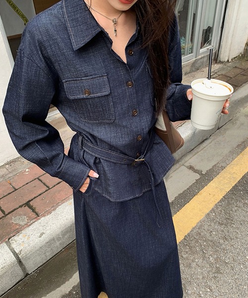 LAFFMO(ラフモ)の「【セットアップ】デニムベルト付きシャツ&ロングスカート 上下2点セット(セットアップ・レディース・ダークブルー・M/L)」の6枚目の写真