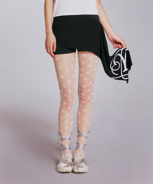 YOUHEE(ユヒ)の「SLOGAN SKIRT PANTS_BLACK(その他パンツ・レディース・その他・SMALL/MEDIUM)」の6枚目の写真