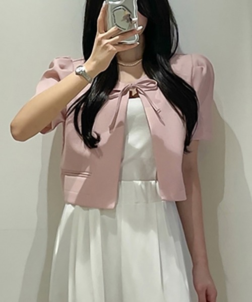 LAFFMO（ラフモ）の「パフスリーブフロントリボンショート丈ボレロ（その他アウター・レディース・オフホワイト/ブラック/ピンク・F）」の3枚目の写真