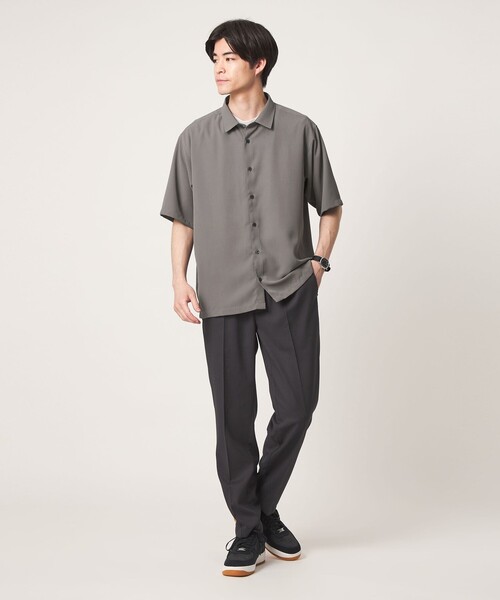 green label relaxing(グリーンレーベルリラクシング)の「【WEB限定】JUST fit ソフトドレープ ボックスシルエット 半袖 シャツ(シャツ/ブラウス・メンズ・ライトグレー/ダークグレー/ネイビー/オフホワイト・M/L/XL/S)」の6枚目の写真