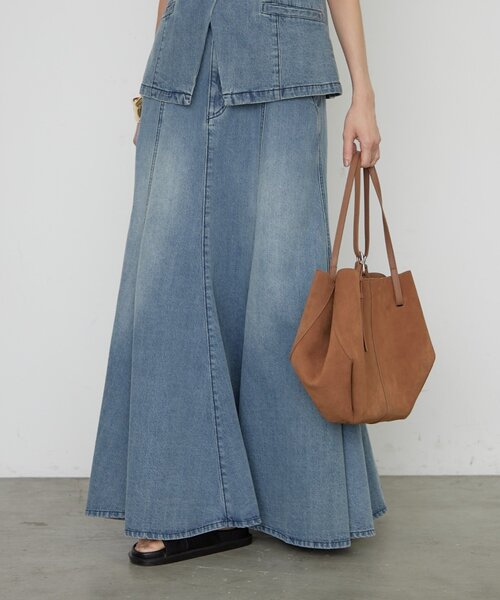 LOUNGEDRESS（ラウンジドレス）の「《セットアップ可》ブルーデニムマーメイドスカート（スカート・レディース・ブルー・SMALL/MEDIUM）」の11枚目の写真