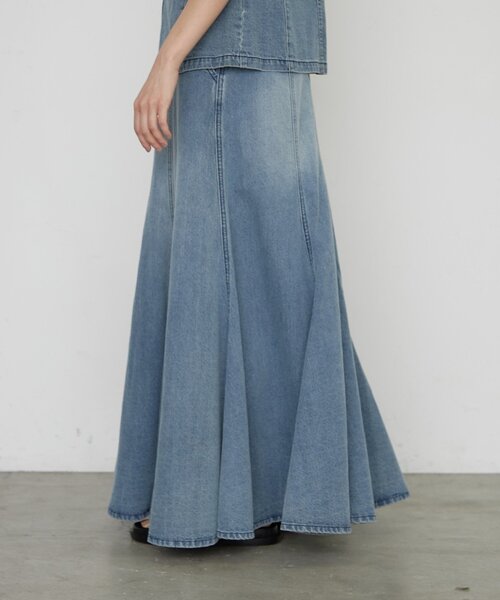 LOUNGEDRESS（ラウンジドレス）の「《セットアップ可》ブルーデニムマーメイドスカート（スカート・レディース・ブルー・SMALL/MEDIUM）」の12枚目の写真