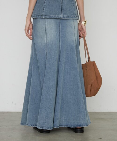 LOUNGEDRESS（ラウンジドレス）の「《セットアップ可》ブルーデニムマーメイドスカート（スカート・レディース・ブルー・SMALL/MEDIUM）」の2枚目の写真