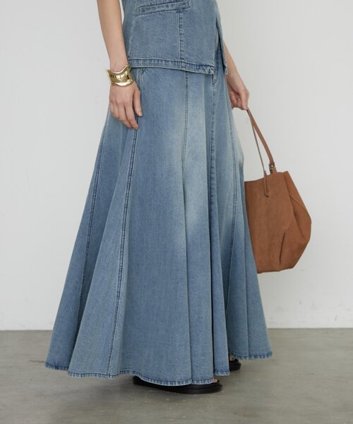 LOUNGEDRESS（ラウンジドレス）の「《セットアップ可》ブルーデニムマーメイドスカート（スカート・レディース・ブルー・SMALL/MEDIUM）」の4枚目の写真