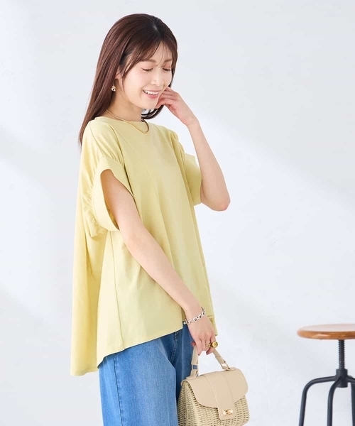 a.v.v(アーヴェヴェ)の「ボリュームスリーブフレアカットソー(Tシャツ/カットソー・レディース・ネイビー/グリーン/クリーム・38/40)」の7枚目の写真