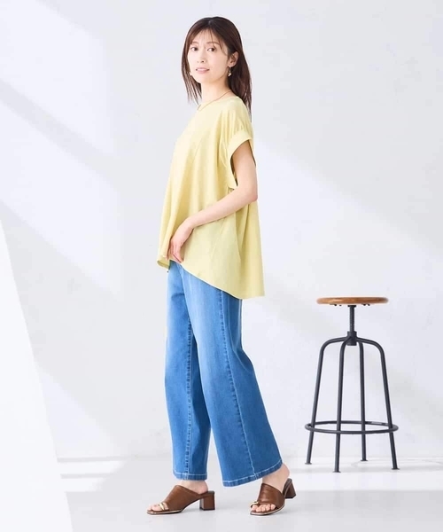 a.v.v(アーヴェヴェ)の「ボリュームスリーブフレアカットソー(Tシャツ/カットソー・レディース・ネイビー/グリーン/クリーム・38/40)」の11枚目の写真