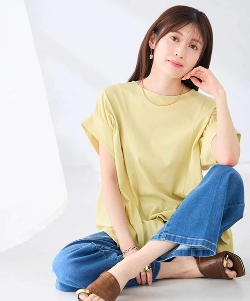 a.v.v(アーヴェヴェ)の「ボリュームスリーブフレアカットソー(Tシャツ/カットソー・レディース・ネイビー/グリーン/クリーム・38/40)」の12枚目の写真