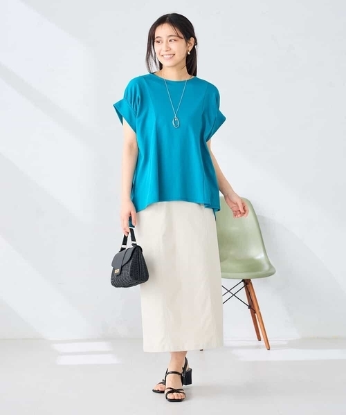 a.v.v(アーヴェヴェ)の「ボリュームスリーブフレアカットソー(Tシャツ/カットソー・レディース・ネイビー/グリーン/クリーム・38/40)」の18枚目の写真