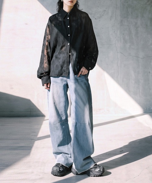 antiqua(アンティカ)の「バックスリット シアーシャツ(シャツ/ブラウス・レディース・ホワイト/ブラック・ONESIZE)」の10枚目の写真