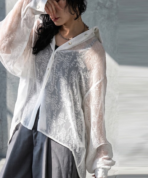 antiqua(アンティカ)の「バックスリット シアーシャツ(シャツ/ブラウス・レディース・ホワイト/ブラック・ONESIZE)」の6枚目の写真