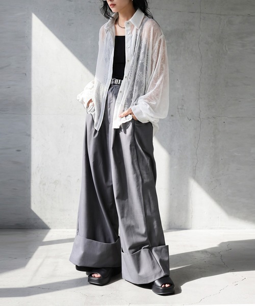 antiqua(アンティカ)の「バックスリット シアーシャツ(シャツ/ブラウス・レディース・ホワイト/ブラック・ONESIZE)」の8枚目の写真