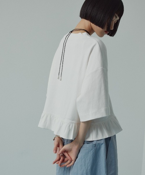 W:Huku(フーク)の「【新色追加】【W:Huku / シルキータッチコットン】ハーフスリーブ フリル ショート Tシャツ / Cotton Half-Sleeve Ruffle T-Shirt(Tシャツ/カットソー・レディース・オフホワイト/ブルー/グリーン系その他/ブラック・FREE)」の2枚目の写真
