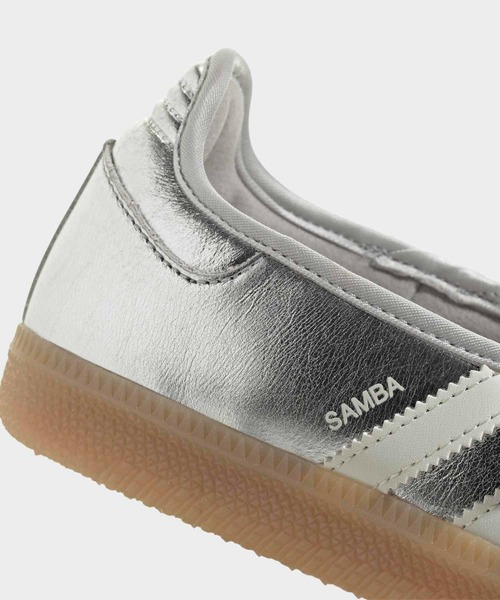 adidas(アディダス)の「サンバ ジェーン シューズ / Samba Jane Shoes メリージェーンスニーカー / アディダスオリジナルス adidas Originals(スニーカー・レディース・シルバー・22.5cm/22.0cm/24.5cm/24.0cm/23.5cm/29.0cm/28.5cm/28.0cm/27.5cm/27.0cm/26.5cm/26.0cm/25.5cm/25.0cm/23.0cm)」の8枚目の写真