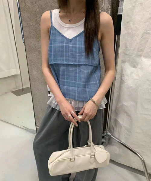 LYEON(リヨン)の「裾フリルタンク×チェックキャミレイヤード2点セット(タンクトップ・レディース・オレンジ/ブルー/グレー・FREE)」の5枚目の写真