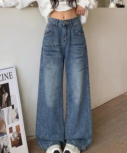 LADY LIKE(レディライク)の「スタッズ付きワイドデニムパンツ(デニムパンツ・レディース・ブルー・M)」の2枚目の写真