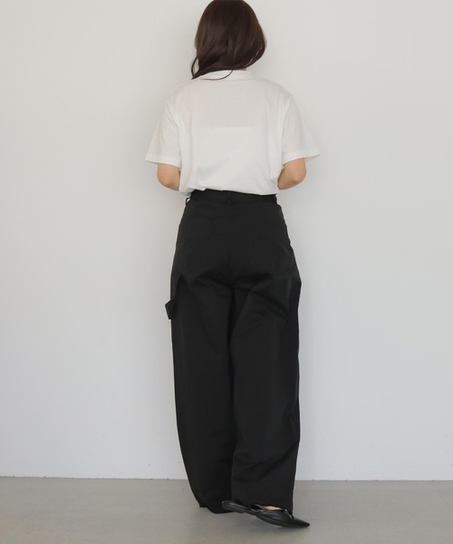 cheriella(シェリエラ)の「【cheriella】ペインタータックワイドパンツ PAINTER TUCK WIDE PANTS(チノパンツ・レディース・ブラック/ブラウン/ベージュ・FREE)」の8枚目の写真