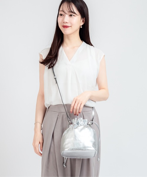 LORISTELLA シルバー ショルダーバッグ LORISTELLA｜ロリステッラ（レディース）のショルダーバッグ（シルバー