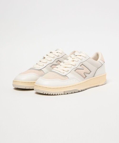 NEW BALANCE(ニューバランス)の「【国内EXCLUSIVE】<New Balance>U950384/スニーカー(スニーカー・メンズ・ベージュ・27.5cm/27cm/26.5cm/26cm/25.5cm/28cm/28.5cm/25cm)」の2枚目の写真