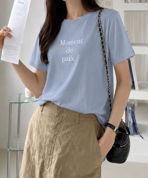 sowme.(ソウミー)の「大人可愛く着回せる?【フレンチロゴ ベーシック Tシャツ】(Tシャツ/カットソー・レディース・ベビーピンク/グレイッシュブルー・LARGE/SMALL/MEDIUM)」の2枚目の写真